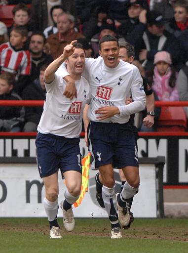 奎克利成队史首位真实命中率100%，且20+5+5的后卫