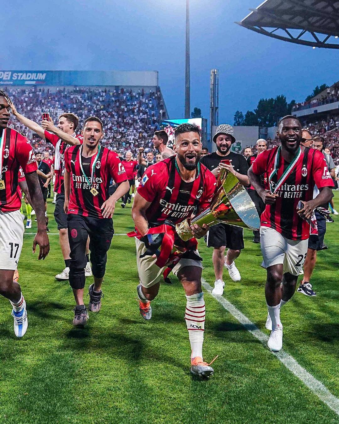 德转列瑞士球员历史身价前10：扎卡5000万欧第1，阿坎吉第2