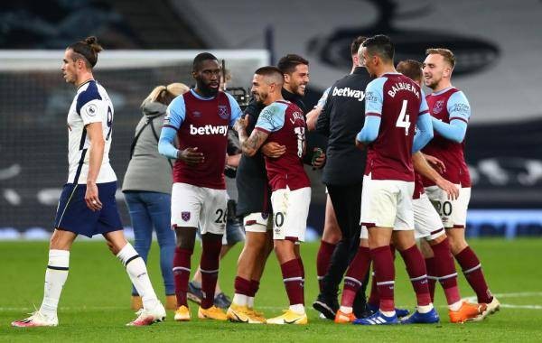 恩比德生涯第199次单场出手20+，命中率首次低于20%