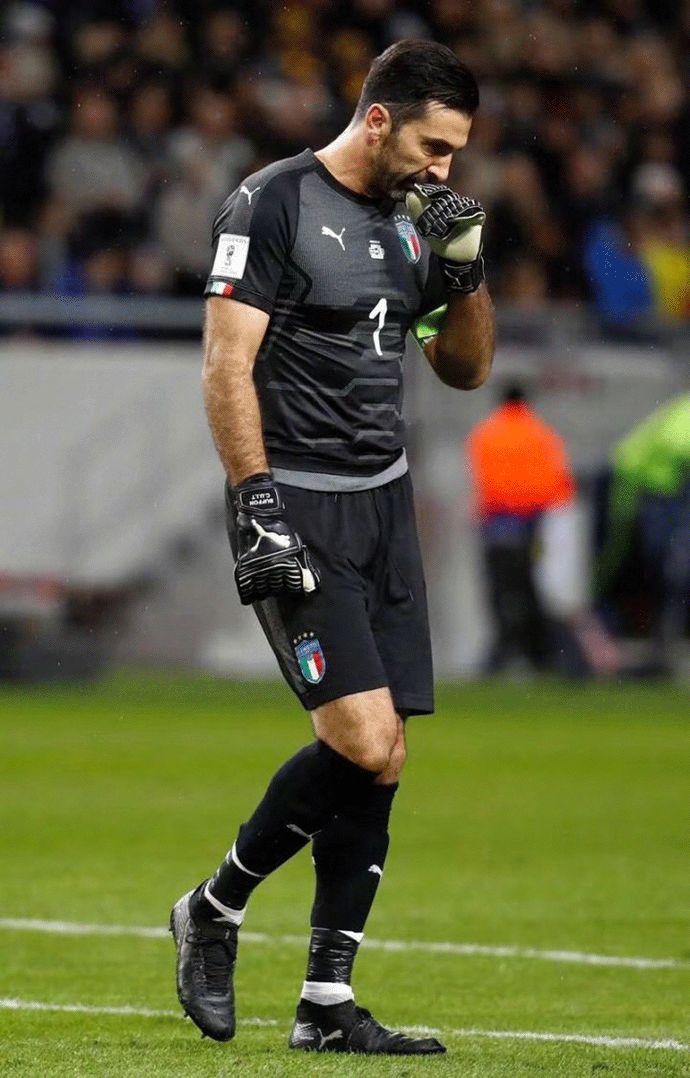 太紧张了！最后一球赵勇吓得都不敢直起腰来，赛后采访语无伦次