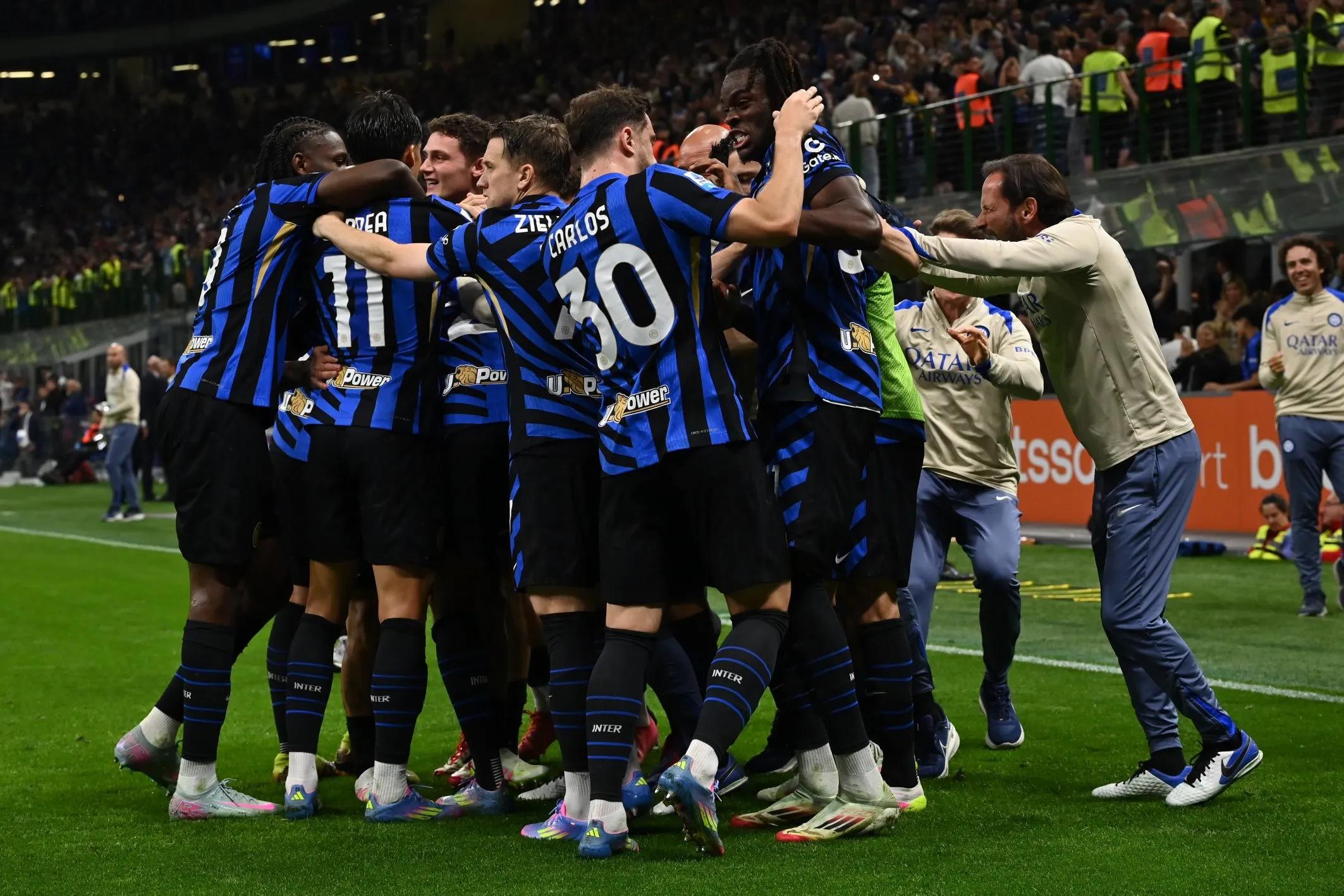 DO：富勒姆可能会在冬窗引进一名前锋和一名右边锋（富勒姆或在冬窗引进前锋和右边锋各一人）