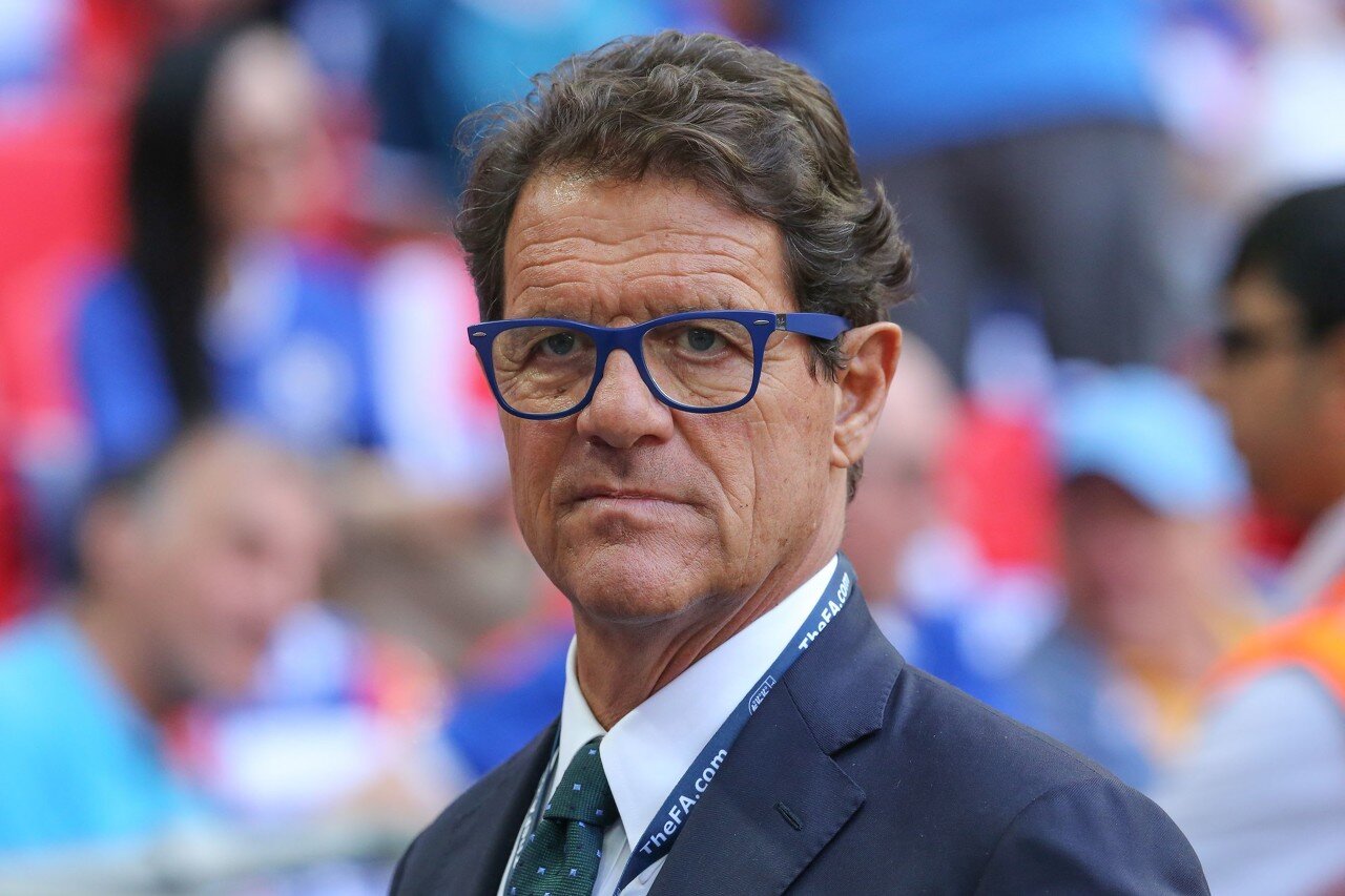 亚当·沃顿的欧冠梦：曼联的挑战与机遇（亚当·沃顿逐梦欧冠：曼联的考验与转机）